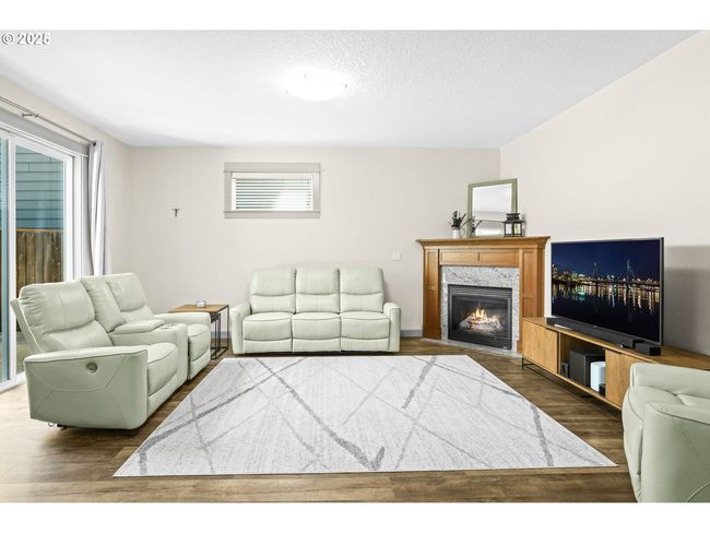 16459 Se Siri Loop, House other with 3 bedrooms, 3 bathrooms and 2 parking in Damascus OR | Image 5