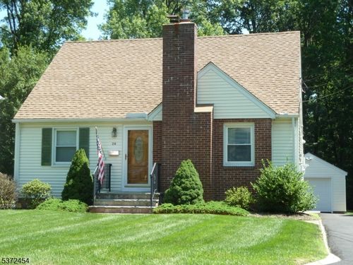 26 Greenfield Ave, Summit, NJ, 07901-1418 | Card Image