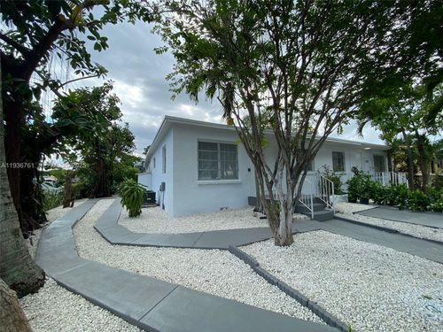 2798-2796 Sw 34th Ct, Miami, FL, 33133-2720 | Card Image