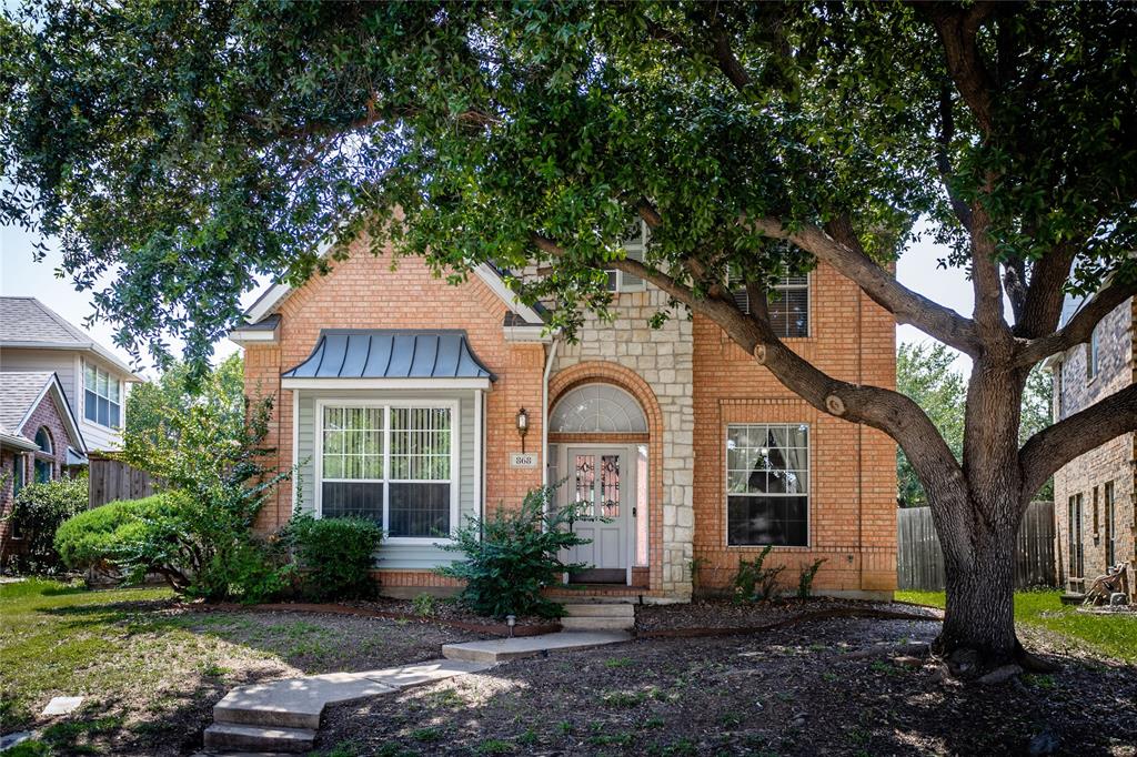 Pinnacle Cir, Lewisville, TX 75077