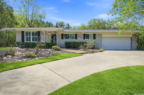 3202 Bent Bow Dr, San Antonio, TX, 78209-3518 | Card Image