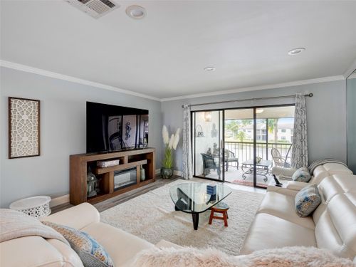 apt-19f-9261 Vista Del Lago, Boca Raton, FL, 33428-3193 | Card Image