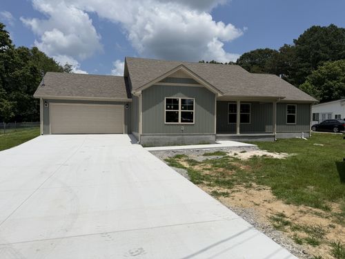 769 Old Bushy Branch Rd, Manchester, TN, 37355-5939 | Card Image