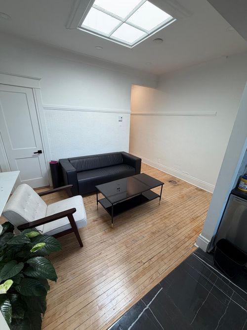 8325B Rue Foucher, Montréal, QC, H2P2B9 | Card Image