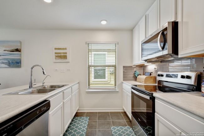 6542 Cibolo Spgs, House other with 3 bedrooms, 2 bathrooms and null parking in Converse TX | Image 8