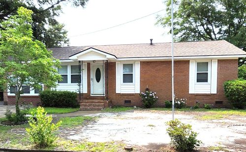 4029 Karen Dr, North Charleston, SC, 29405-7215 | Card Image