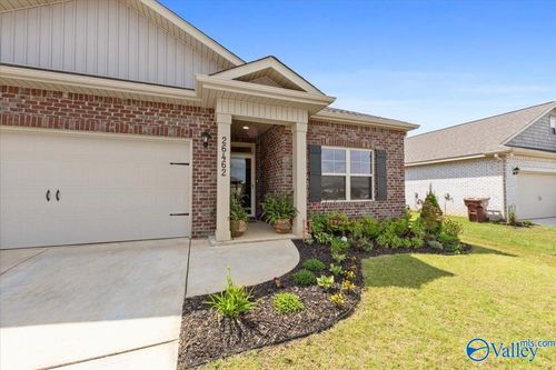 26462 Riparian Dr, Athens, AL, 35613-7479 | Card Image