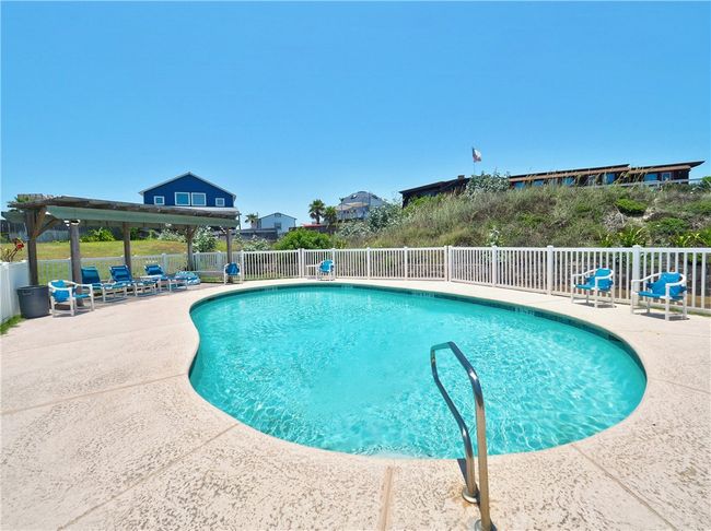 Seamist pool | Image 25