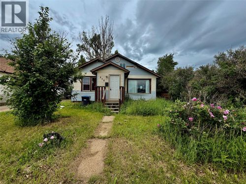 916 106 Avenue, Dawson Creek, BC, V1G2N7 | Card Image