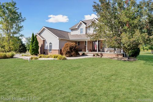 6097 High Valley Dr, White Lake, MI, 48383-3376 | Card Image