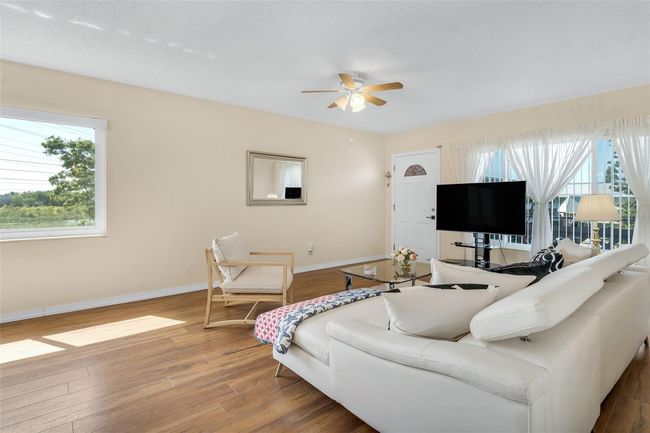 APT-84 - 2458 Columbia Dr, Condo with 2 bedrooms, 2 bathrooms and null parking in CLEARWATER FL | Image 4