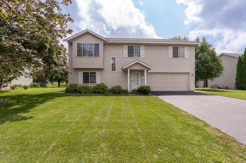 1017 E Orchard St, Belle Plaine, MN, 56011-3100 | Card Image