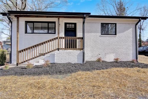 9 Grant St, Lexington, NC, 27292-5220 | Card Image