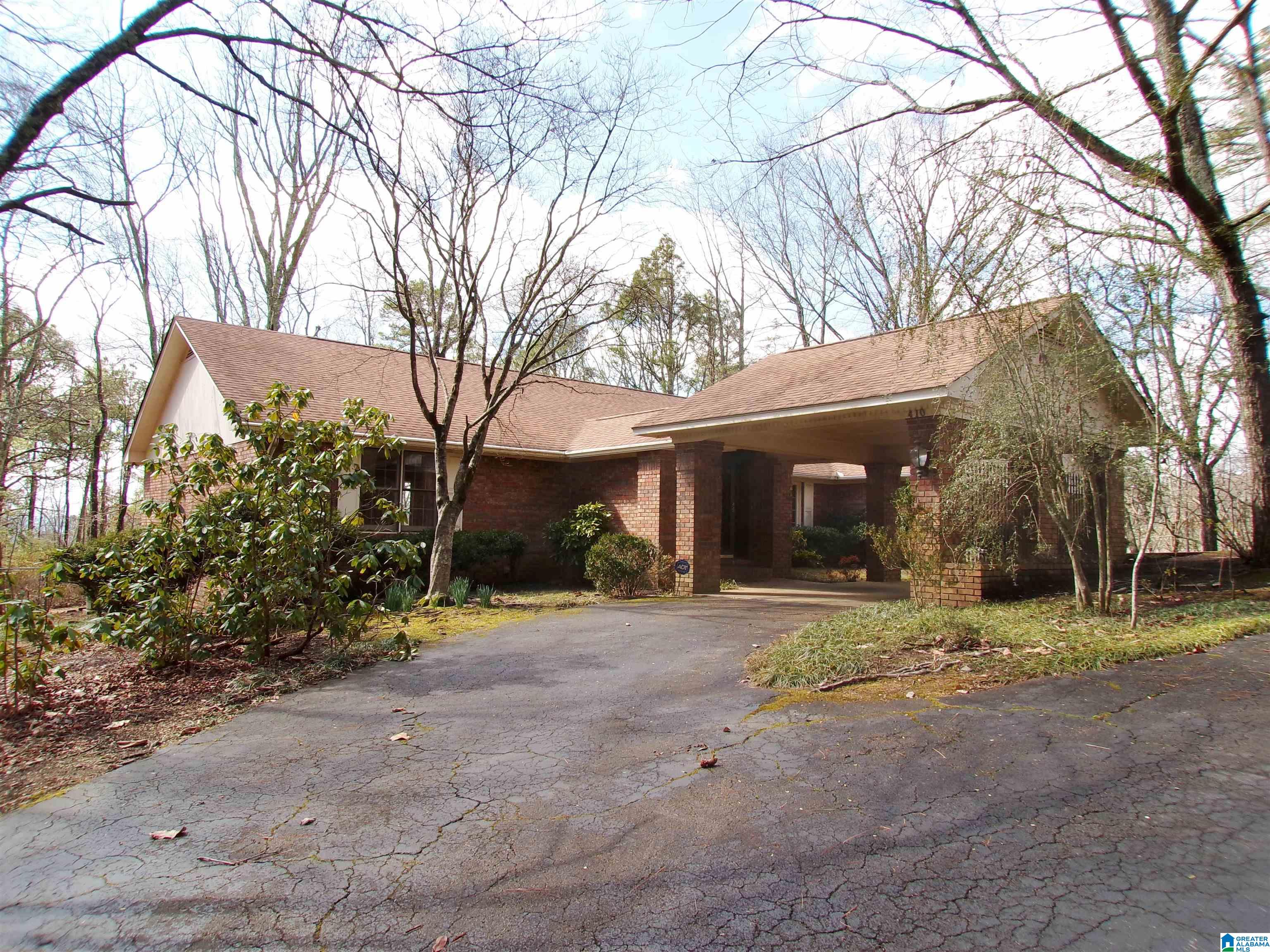 Stone Ridge Rd, Anniston, AL 36207