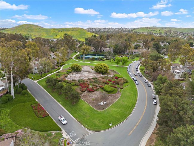 21 - 21 Rustling Wind, Condo with 4 bedrooms, 3 bathrooms and 2 parking in Irvine CA | Image 38