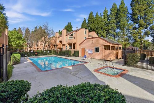 331 Tradewinds, San Jose, CA, 95123 | Card Image