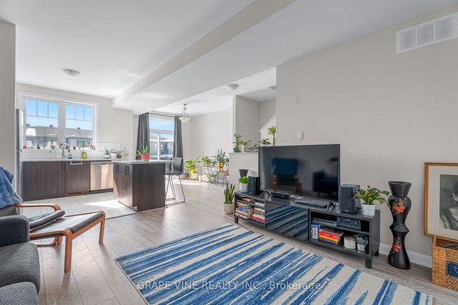 50 Teelin Circle, House attached with 2 bedrooms, 2 bathrooms and 2 parking in Barrhaven ON | Image 16