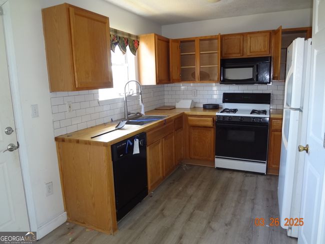 2338 Rambling Way, House other with 3 bedrooms, 2 bathrooms and null parking in Lithonia GA | Image 11
