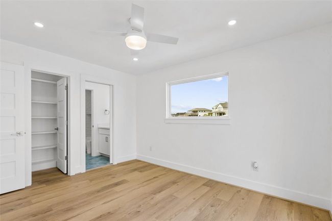 Primary Bedroom | Image 18