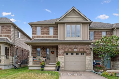 349 Vincent Dr, Ayr, ON, N0B1E0 | Card Image