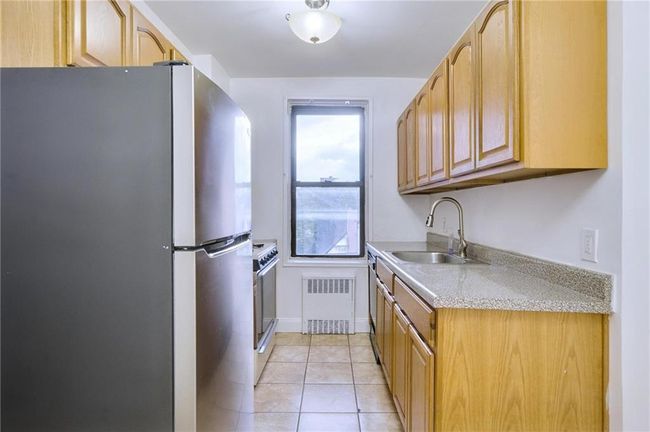 APT-4K - 100 Ocean Pkwy, Home with 1 bedrooms, 1 bathrooms and null parking in Brooklyn NY | Image 4