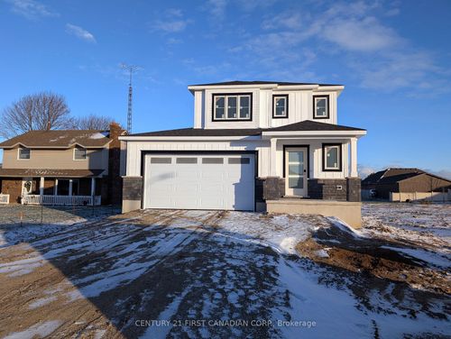 19 Twynstra St, Ailsa Craig, ON, N0M1A0 | Card Image