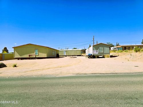 12719 Jeremiah Dr, El Paso, TX, 79928-5325 | Card Image
