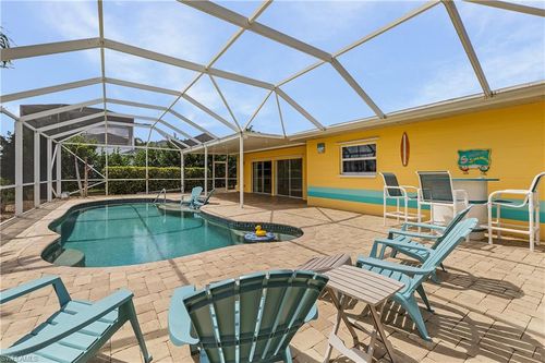 4933 Triton Ct W, Cape Coral, FL, 33904-9301 | Card Image