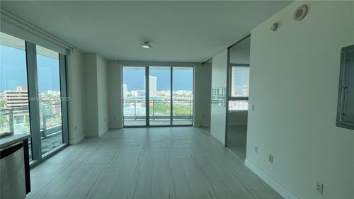 apt-1412-90 Sw 3rd St, Miami, FL, 33130-4021 | Card Image