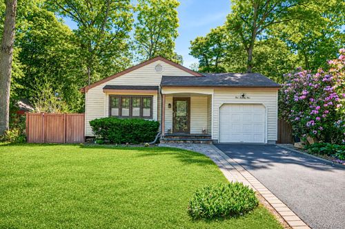 171 Tyler Ave, Miller Place, NY, 11764-3131 | Card Image