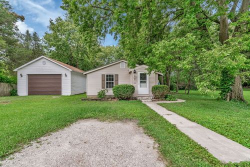 688 Young St, Marseilles, IL, 61341-1833 | Card Image