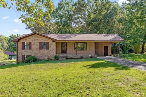 102 Fawn Trl, Signal Mountain, TN, 37377-7611 | Card Image