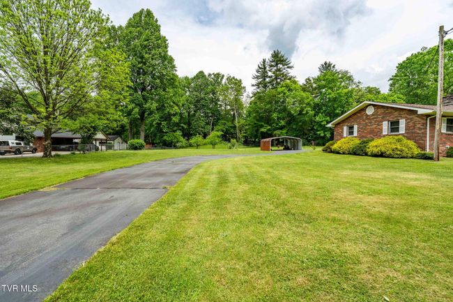 1867 Gentry Creek Rd, House other with 3 bedrooms, 2 bathrooms and null parking in Laurel Bloomery TN | Image 12
