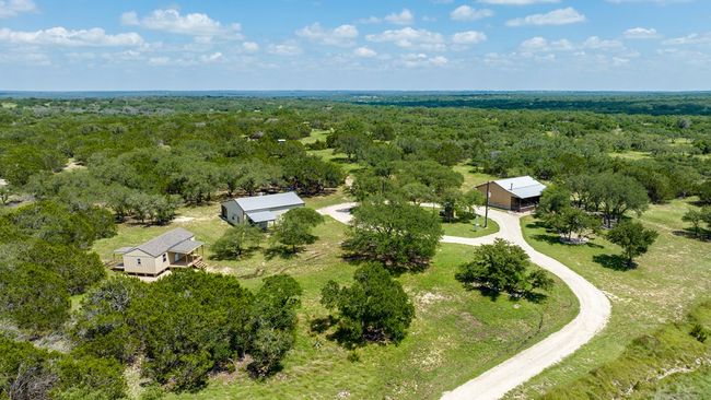 221 Coyote Trl, Home with 2 bedrooms, 2 bathrooms and 2 parking in Harper TX | Image 26