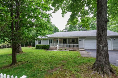501 Bluff View Dr, Spencer, TN, 38585-3507 | Card Image