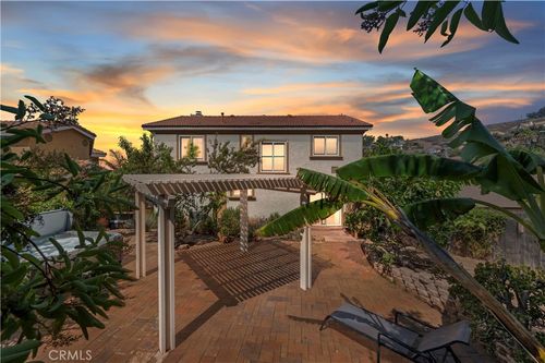 1621 Portola Ave, Spring Valley, CA, 91977-4531 | Card Image