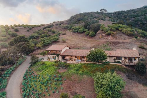 3330 Foothill Rd, Carpinteria, CA, 93013-3070 | Card Image