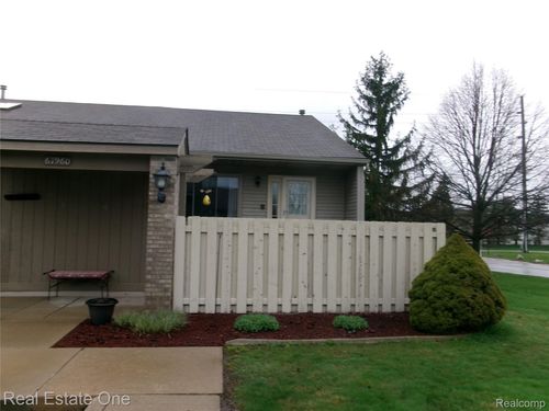 6-61960 Arlington Circle, South Lyon, MI, 48178 | Card Image