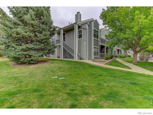 7492 Singing Hills Dr, Boulder, CO, 80301-3770 | Card Image