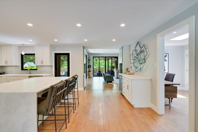 Kitchen | Image 8