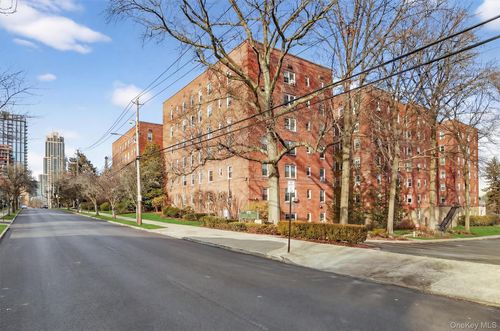 apt-214a-60 Locust Ave, New Rochelle, NY, 10801-7336 | Card Image