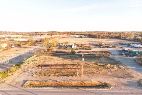 3805 Highway 180 E, Mineral Wells, TX, 76067-9123 | Card Image