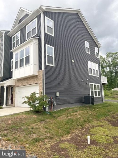 1646 Aster Ln, HANOVER, MD, 21076-2471 | Card Image