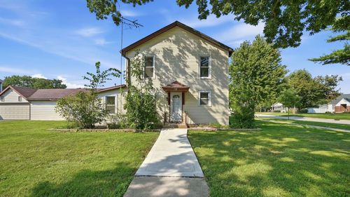 109 E Mondamin St, Minooka, IL, 60447-9913 | Card Image