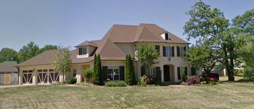 2345 Middleburg Dr, Southaven, MS, 38672-9408 | Card Image