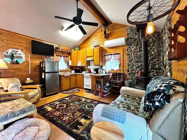 9110 Hidden Valley Rd, House other with 1 bedrooms, 1 bathrooms and null parking in Mountain Ranch CA | Image 10