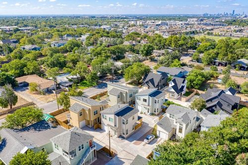 b-1101 Stobaugh St, Austin, TX, 78757-1432 | Card Image