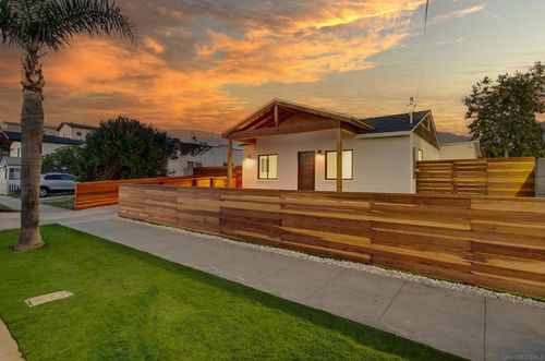 622 S Myers St, Oceanside, CA, 92054-3905 | Card Image