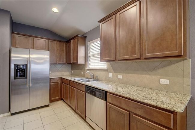 1036 Estival Dr, House other with 3 bedrooms, 2 bathrooms and 4 parking in Kyle TX | Image 8