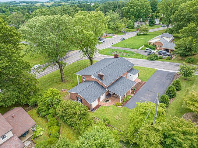 503 Court St, House other with 4 bedrooms, 4 bathrooms and null parking in Abingdon VA | Image 74